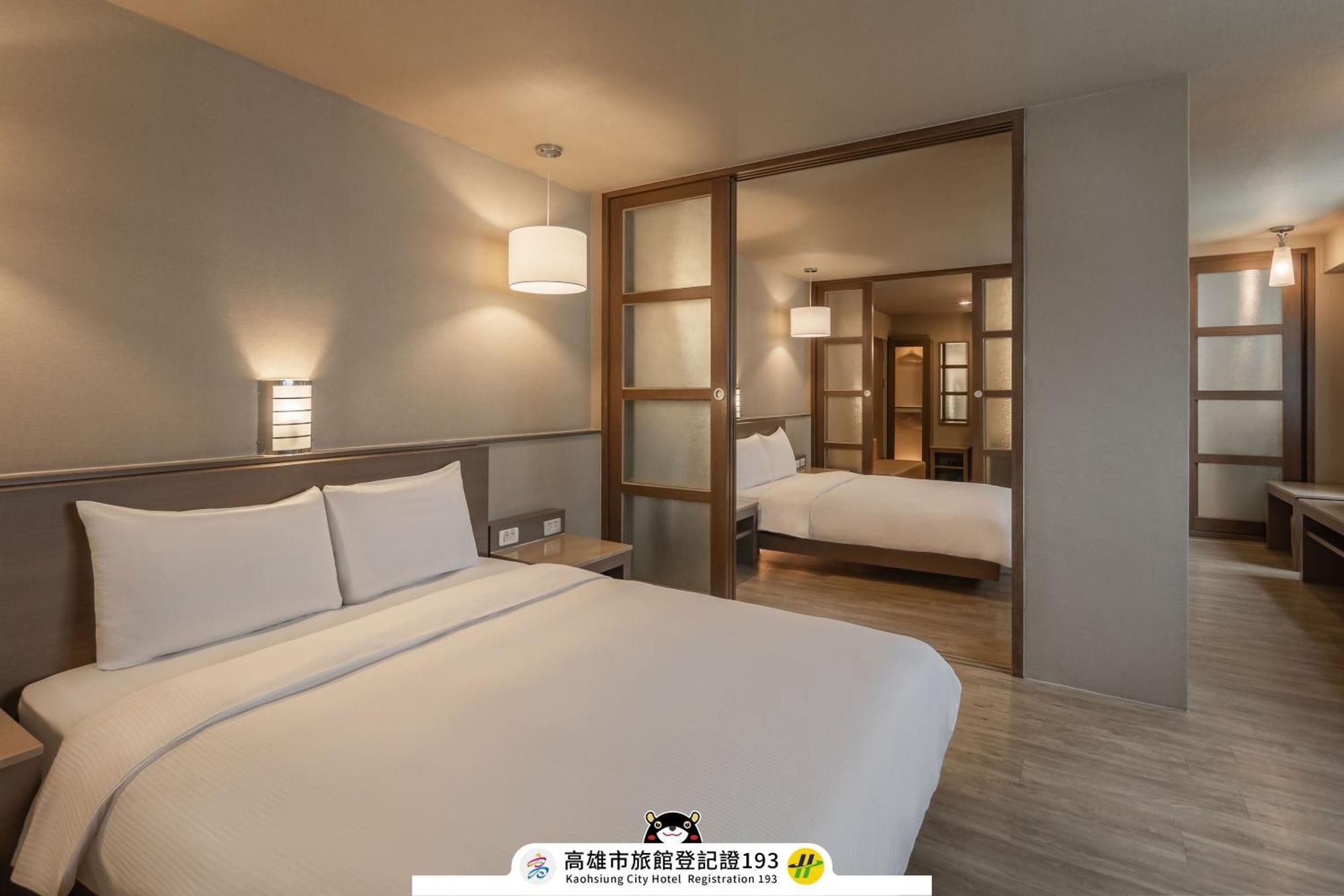 Kindness Hotel - Hanshen Kaohsiung Exterior photo