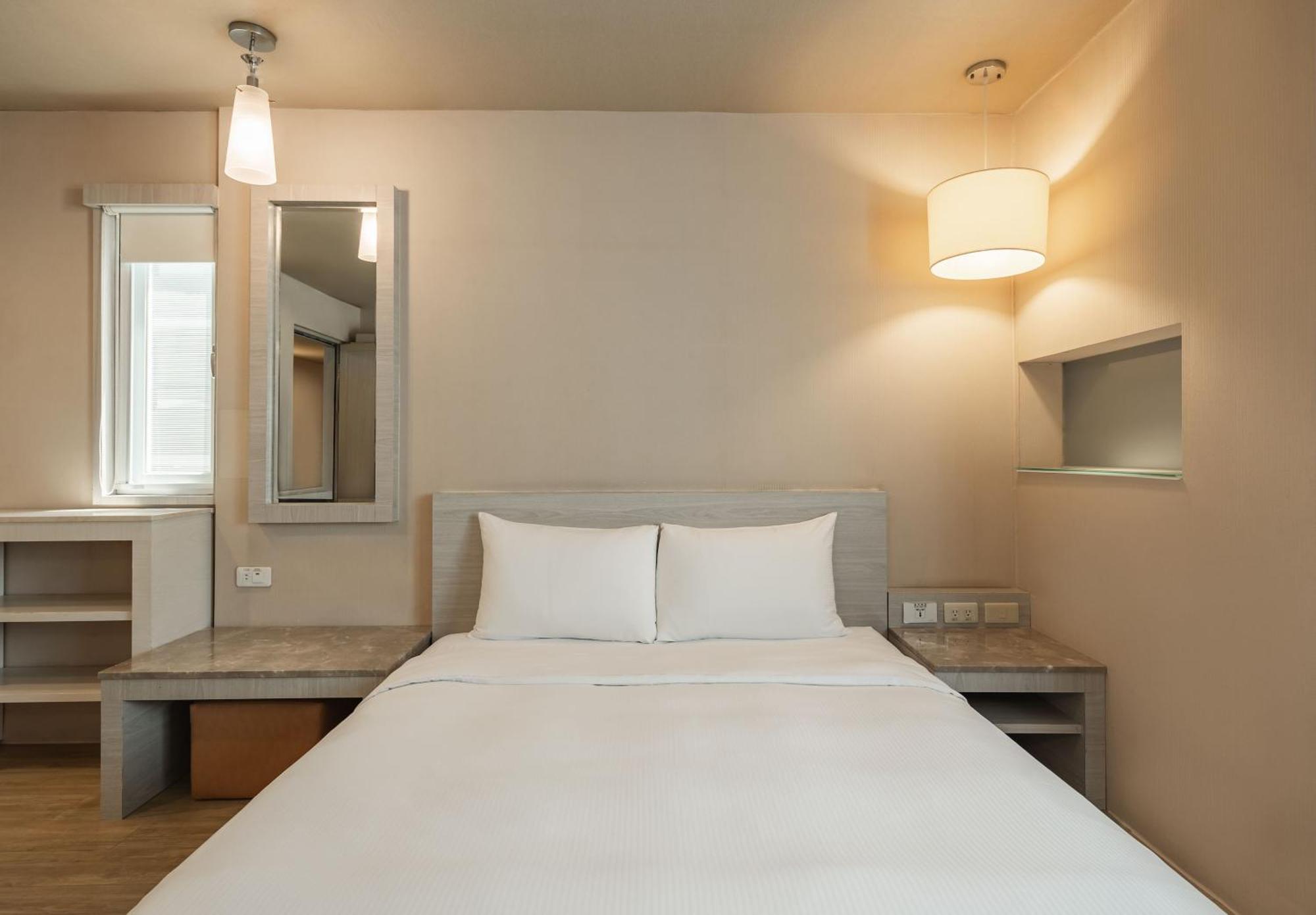 Kindness Hotel - Hanshen Kaohsiung Room photo